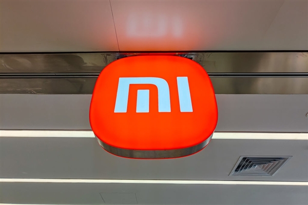MIX旗艦蓄勢待發！盧偉冰換上小米新機
