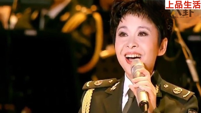 董文華照片