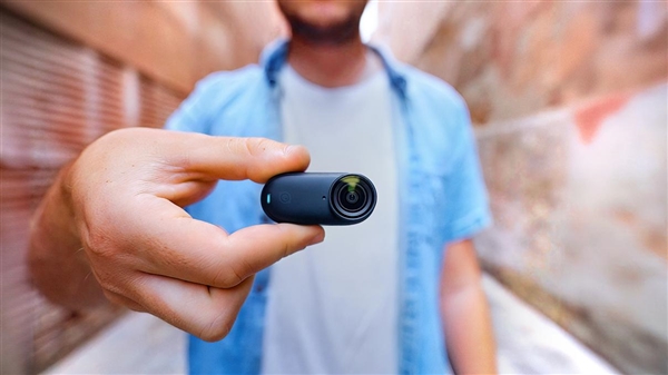 1598元起 影石Insta360發布4K相機 僅拇指大小