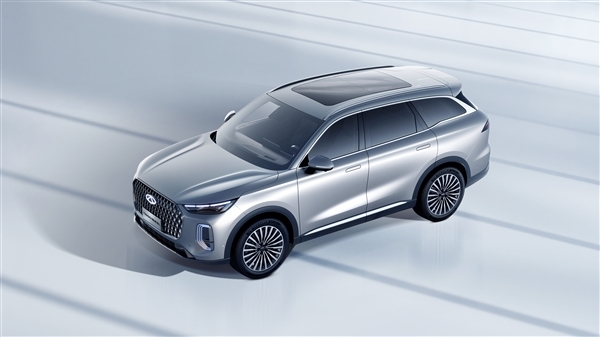 別說奇瑞不懂設計！全新瑞虎8L內飾發布：豪車既視感