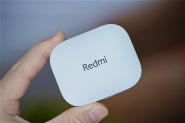 33小時超長續航！Redmi Buds 6S圖賞
