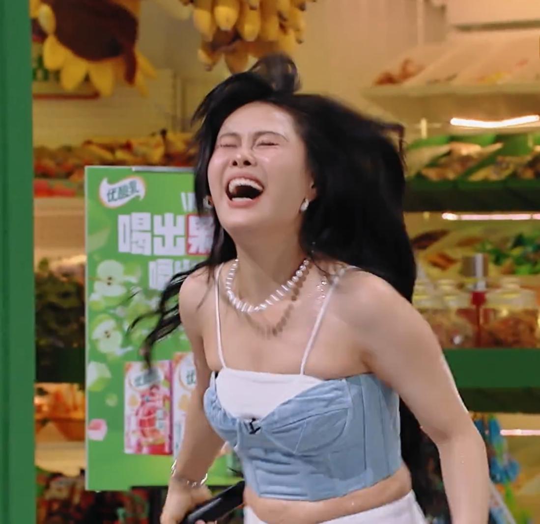 袁婭維聽說寧靜賣浪姐團服,寧靜網上售賣浪姐的團服插圖9 10 袁婭維聽說寧靜賣浪姐團服,寧靜網上售賣浪姐的團服 10