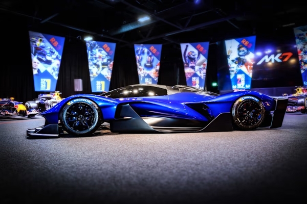 性能比肩F1賽車！紅牛首款超跑RB17亮相：全球僅50臺已賣光