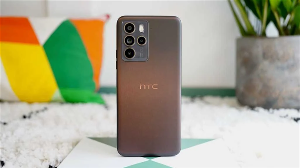 HTC后一家實(shí)體店關(guān)閉 官方：很早就沒(méi)有專賣店了