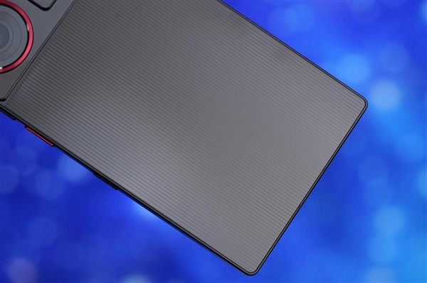 完美真全面屏！努比亞Z60 Ultra領先版圖賞