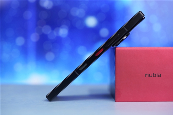 完美真全面屏！努比亞Z60 Ultra領先版圖賞