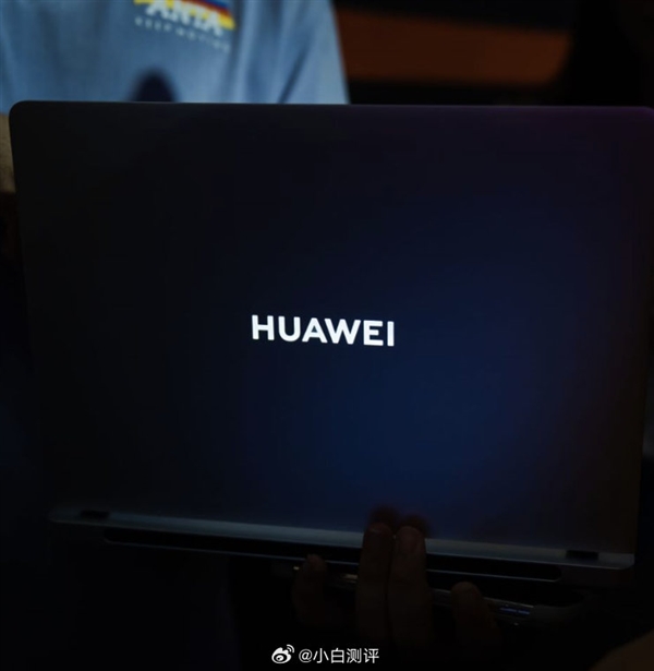 大變化！華為首款高性能本外觀細節曝光：帶有GT標識 發光Logo