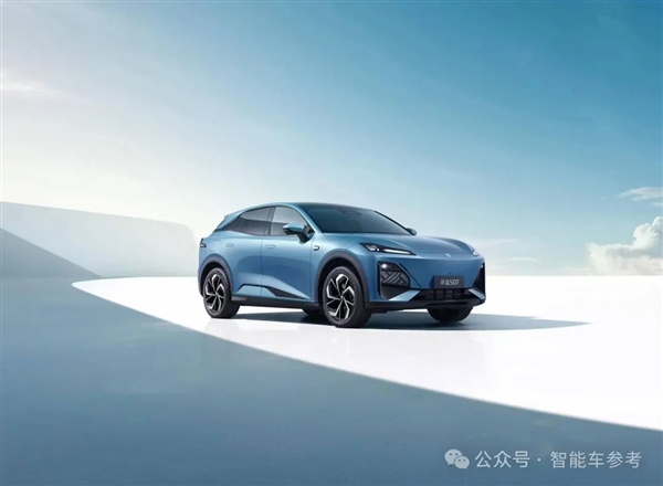 史上便宜華為智駕車！深藍S07視覺輕松挑戰重慶魔鬼高架
