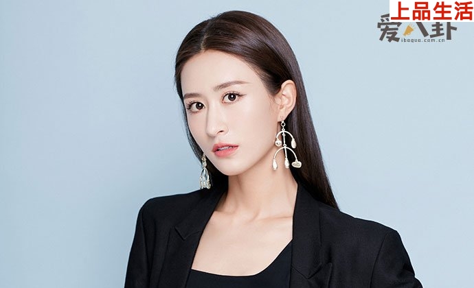 女演員楊柳的照片
