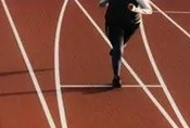 美國運動員稱和女友接吻致興奮劑陽性 得到機構赦免：網友都看不下去了