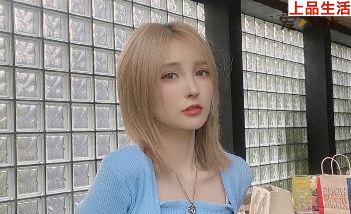 網紅何婧婧分手