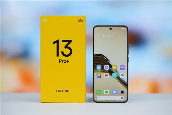 首發(fā)全新索尼超光影潛望長焦！真我13 Pro+圖賞