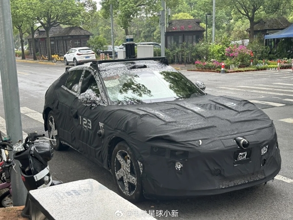 雷軍大招越來越近！小米SUV路試諜照又曝光：越看越有法拉利purosangue味道