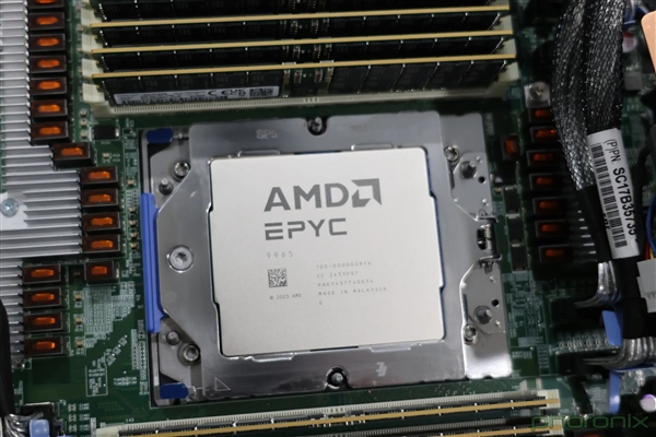 192核心384線程、5GHz起飛！AMD Zen5 EPYC首測：領(lǐng)先至強(qiáng)6幾乎40％
