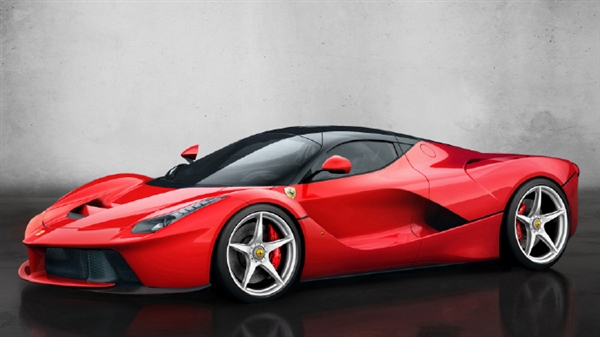 年度貴車禍！四臺頂級超跑連環相撞：總價值超5500萬元