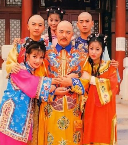 金庸、瓊瑤都走了 80后真的進(jìn)入中年了