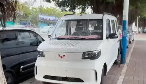 中國人自己的K-car！全新五菱之光EV亮相街頭：預(yù)計明年上市開售