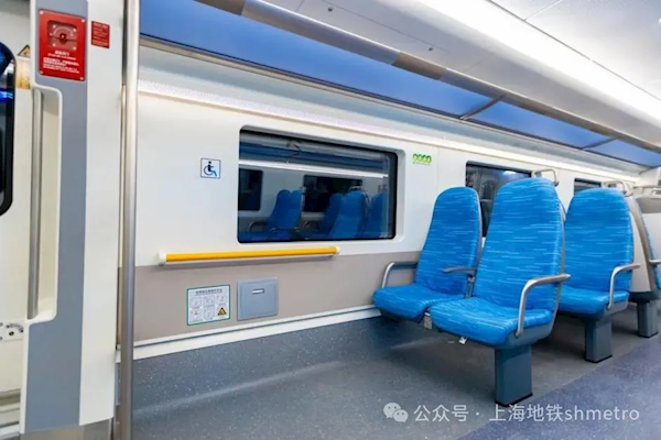 中國新一代地鐵今日開跑：復興號“兄弟”