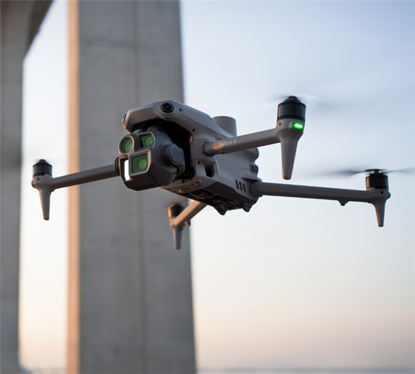 27888元！大疆發布DJI Matrice 4E無人機：可照亮百米之外目標