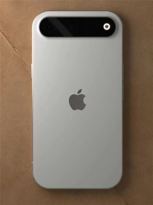 六年磨一劍！iPhone 17 Air真機泄露：橫向三攝設計大變革