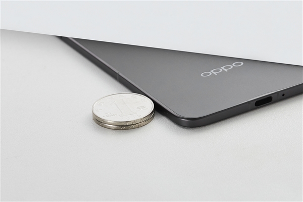 全球薄折疊屏！OPPO Find N5真機現身：薄到無敵