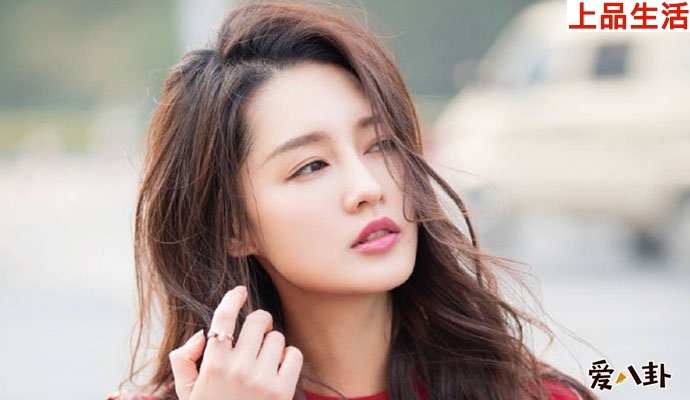 李沁照片