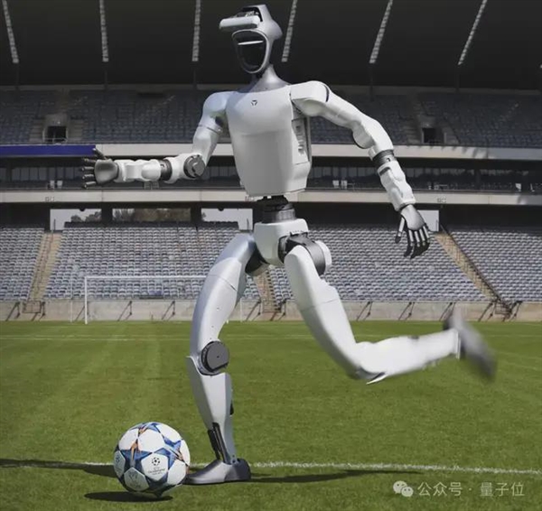 宇樹機器人讓中國足球沖入“世界杯”！網友：新技能可太長臉了