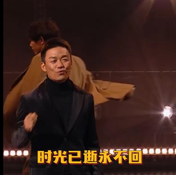 王寶強魏翔演唱《往事只能回味》：電影《唐人街探案》的經典插曲