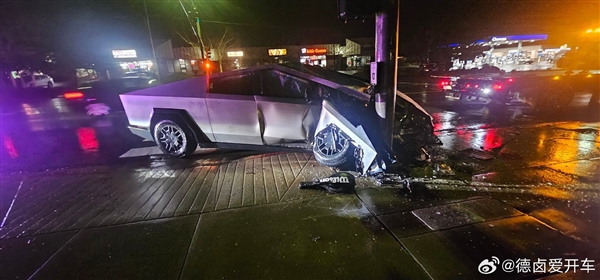 特斯拉Cybertruck“自動駕駛”出事故 車主：都是我的錯