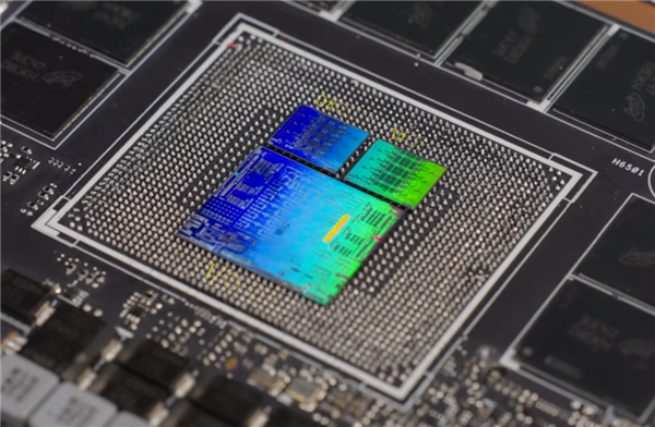 AMD強U銳龍AI Max+ 395內核照首次揭秘：GPU面積大得恐怖！