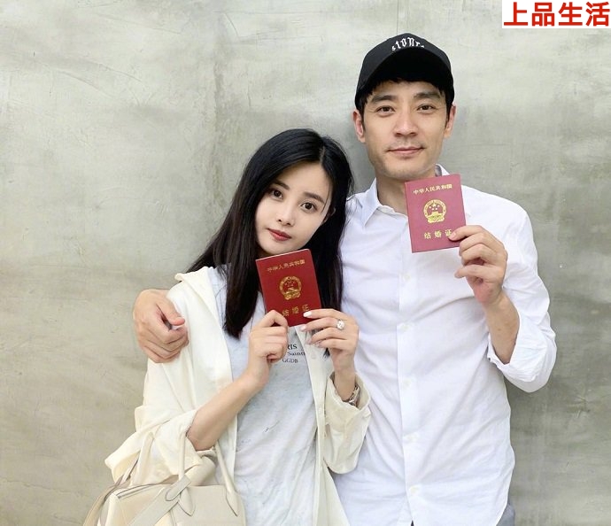 李光潔結婚 ,娶小十歲嬌妻與前任郝蕾交往