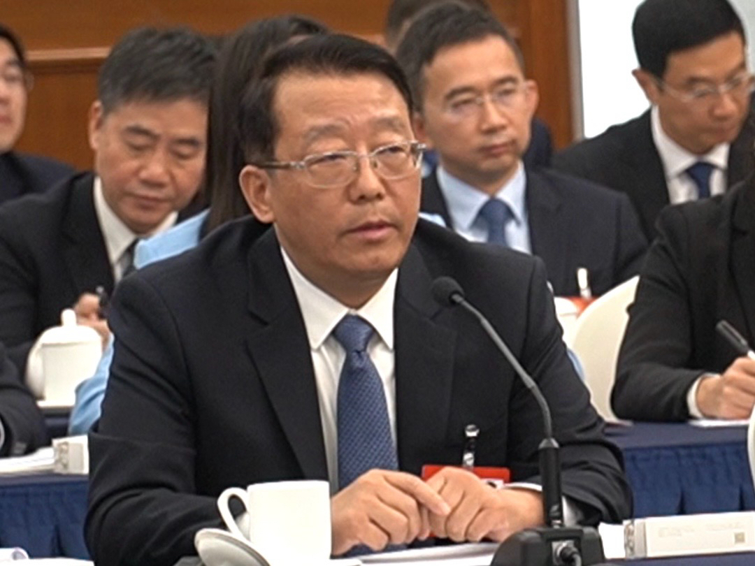 廣東代表團開放日丨廣汽董事長馮興亞：廣東發展飛行汽車產業有優勢，應乘勢而上