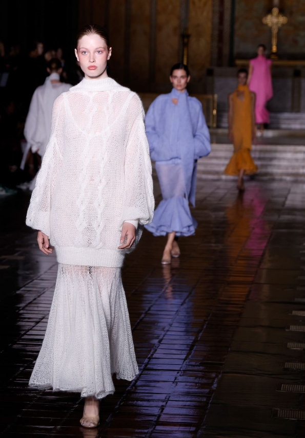 馬斯克跨性別女兒宣稱“經濟獨立”：自己的人生和父親無關